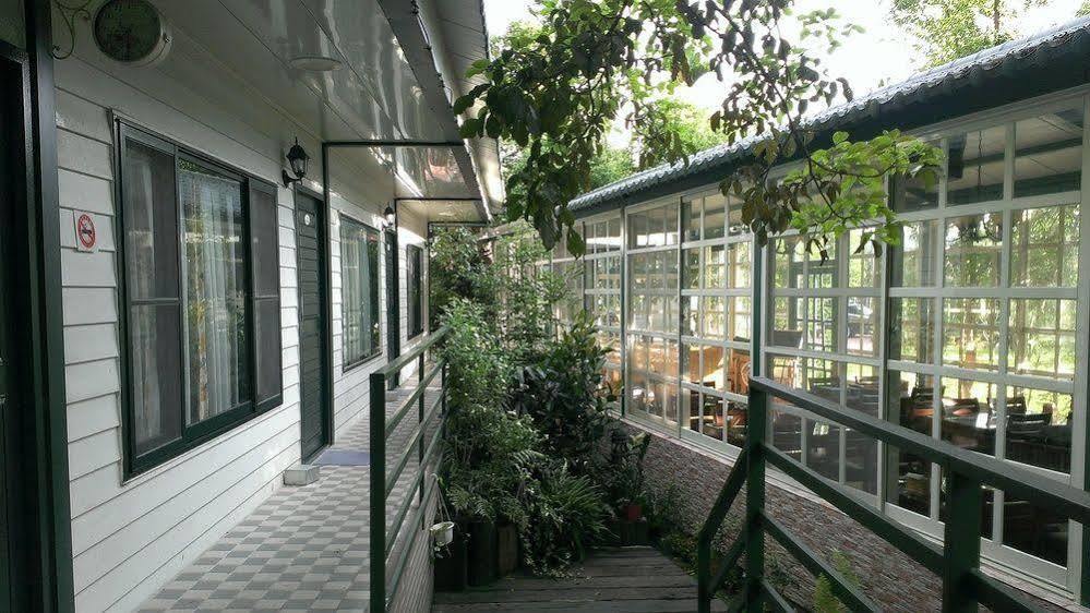 Champs Yazuh B&B Джиджи Екстериор снимка